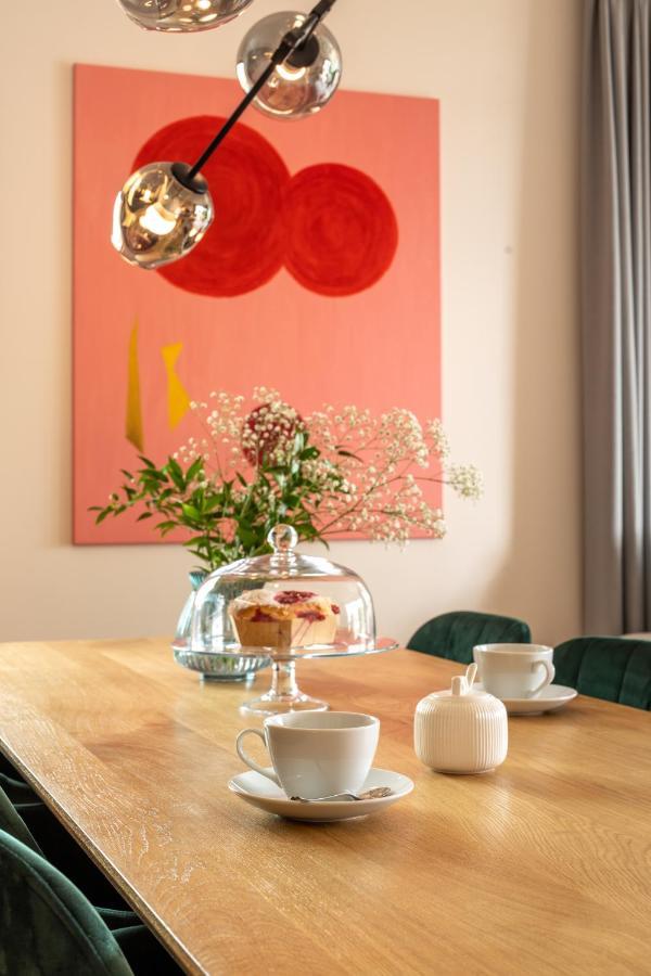 エウクApartament Moderna - Promenadaアパートメント エクステリア 写真